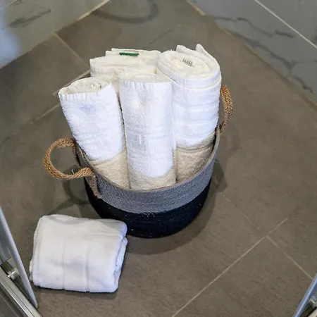 V&v Boutique ארגוסטולי