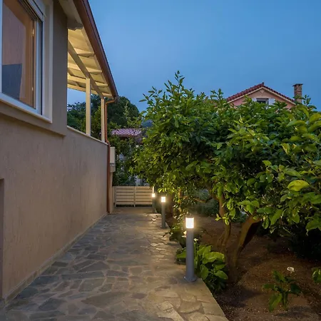 V&v Boutique * ארגוסטולי